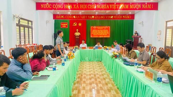 ĐOÀN GIÁM SÁT CỦA BAN DÂN TỘC CỦA HĐND TỈNH VỀ GIÁM SÁT TÌNH HÌNH TRIỂN KHAI THỰC HIỆN CHẾ ĐỘ CỬ TUYỂN ĐỐI VỚI HỌC SINH, SINH VIÊN DÂN TỘC THIỂU SỐ TRÊN ĐỊA BÀN XÃ MĂNG RI